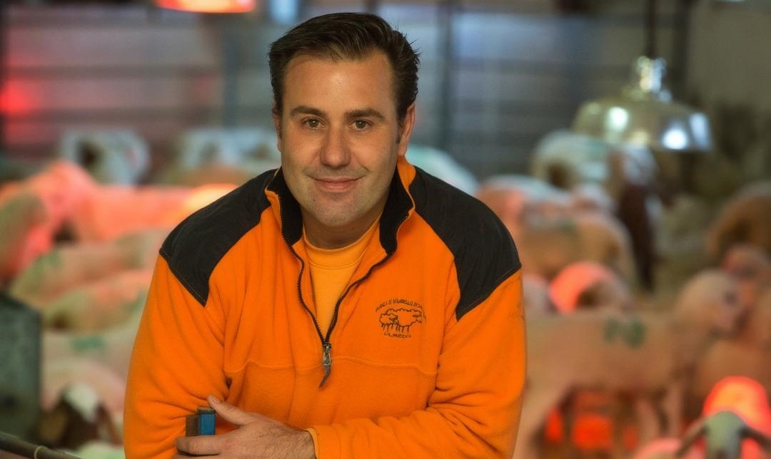 Alberto García (Granja de Ovino AGM): «Mejoramos el bienestar animal con tecnología, como hacen las ciudades»