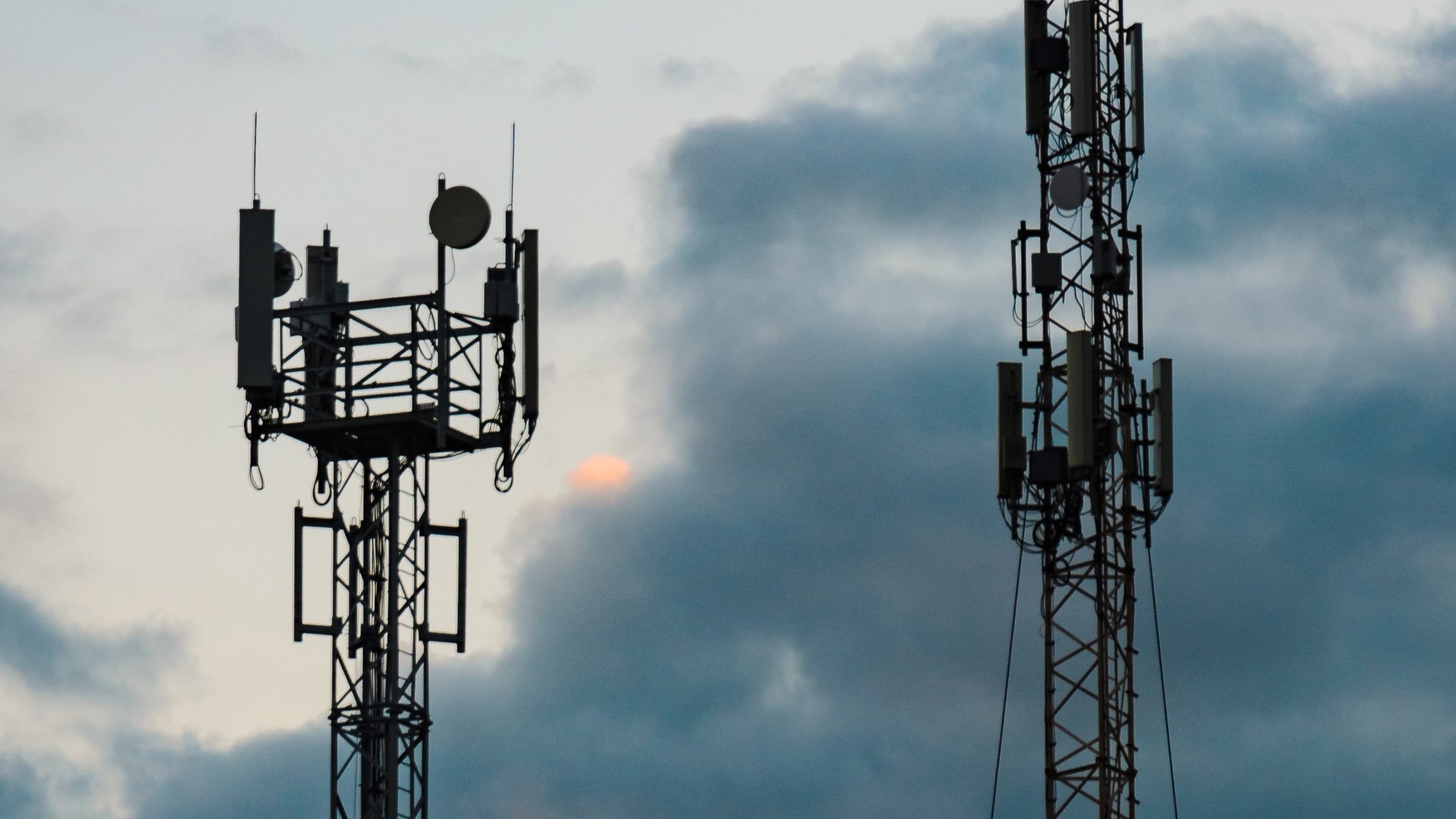 Ahorro energético: reto y oportunidad para los operadores de telefonía móvil