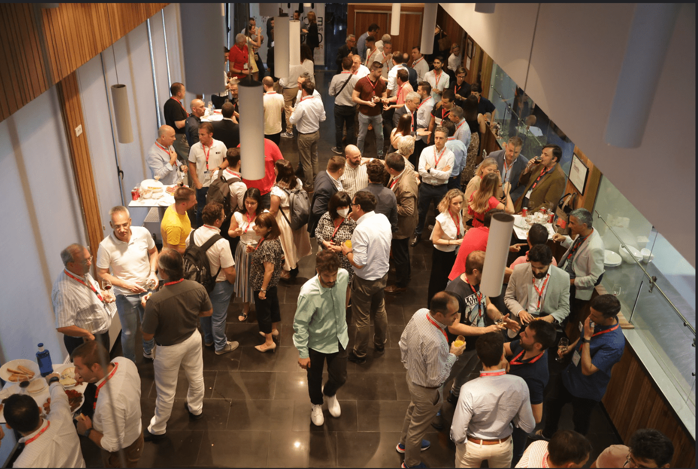 Los expertos coinciden en Collaborate: la industria española atraviesa un escenario complejo marcado por la tecnología