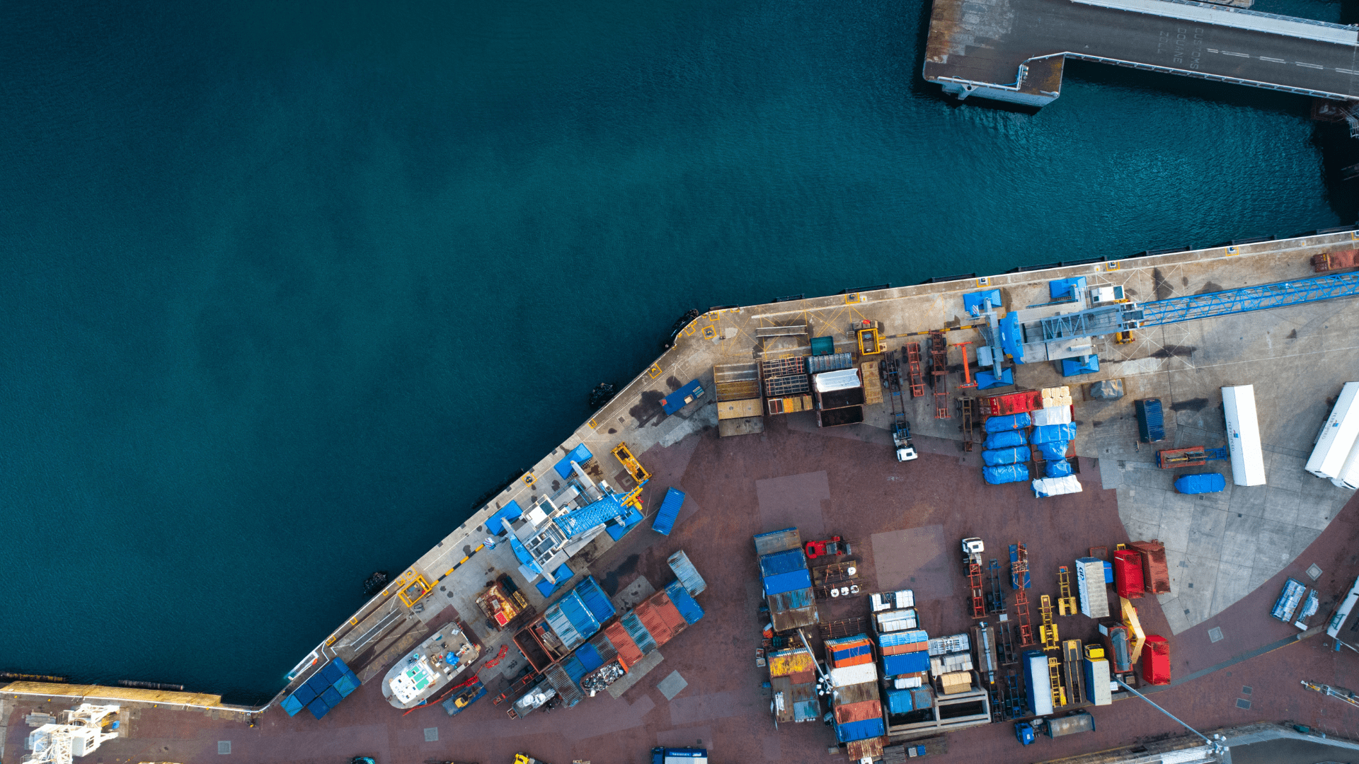 Big data en Atlas para monitorizar el agua, simplificar la fabricación de cartón y gestionar los recursos de agencias marítimas