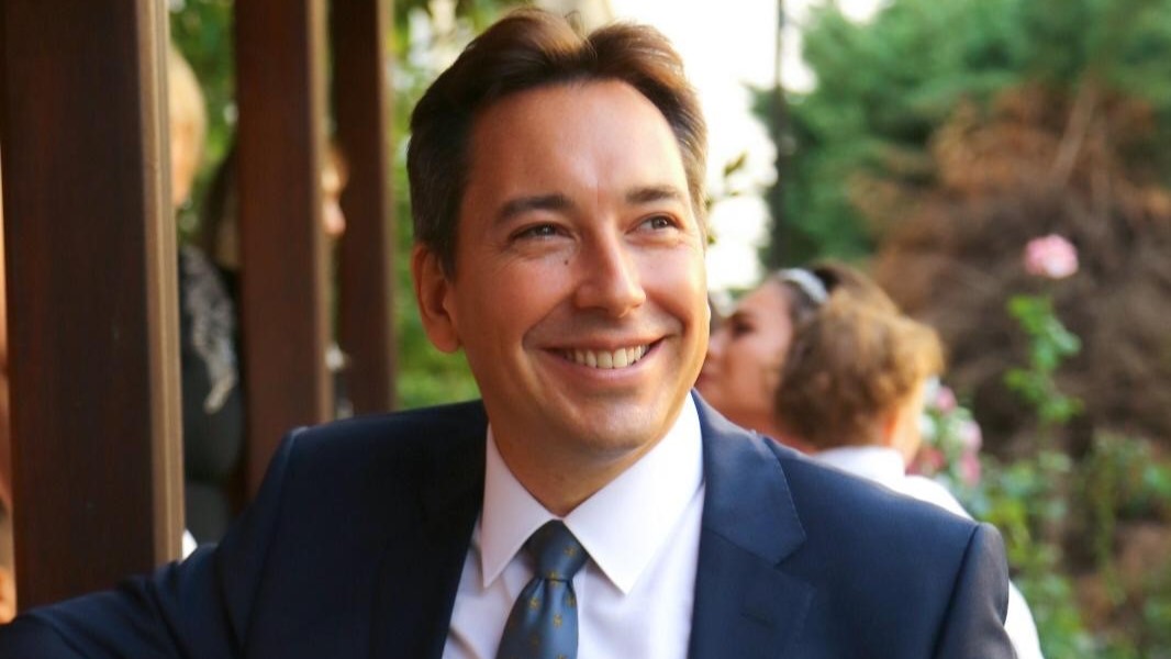 Adonai Herrera-Martínez (BERD): «Habrá que reconstruir Ucrania y su economía de forma sostenible»