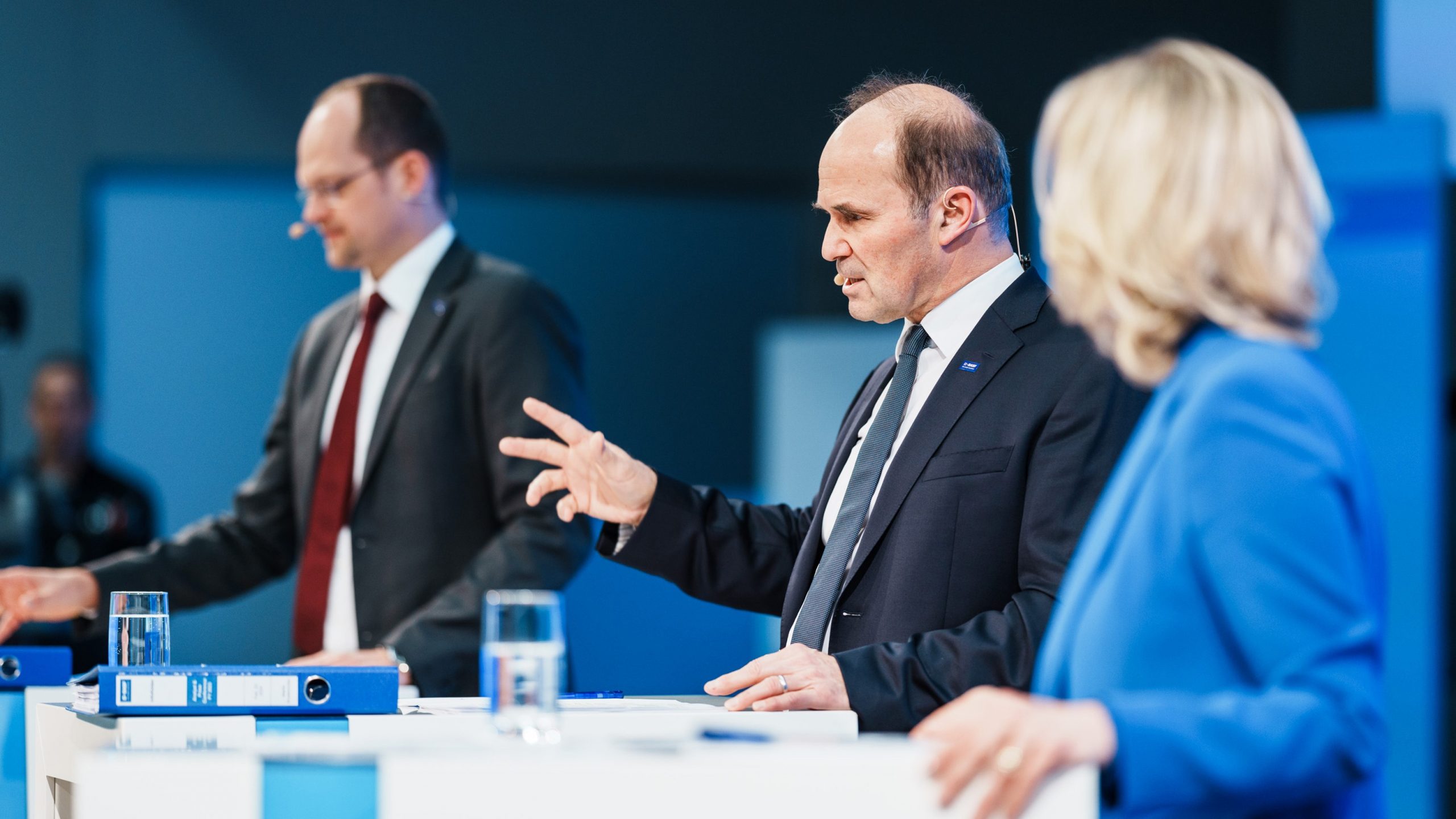 Regulación frente a casos de negocio en la locomotora