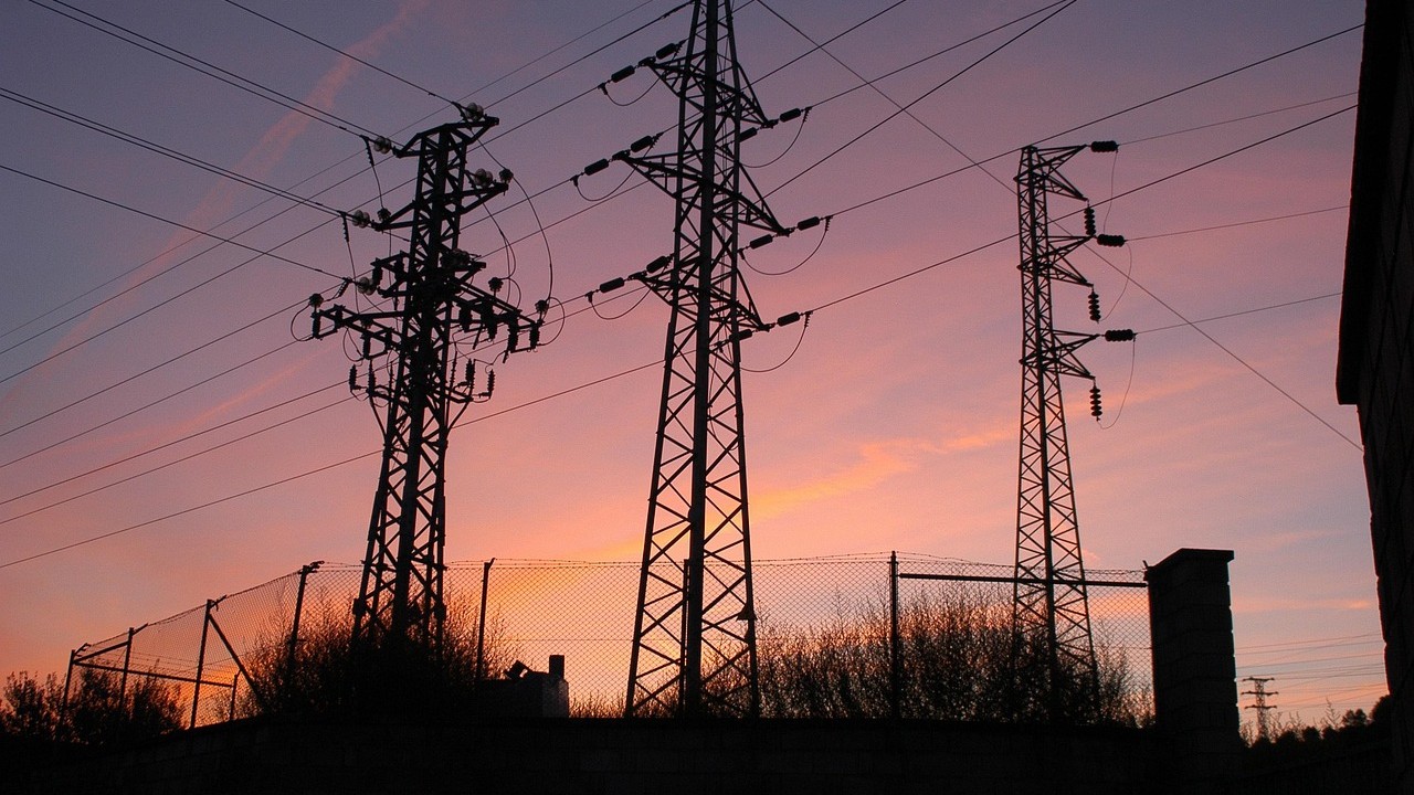 Del día del transistor al día del móvil: los directivos de España tratan de explicar a sus ‘headquarters’ el apagón eléctrico