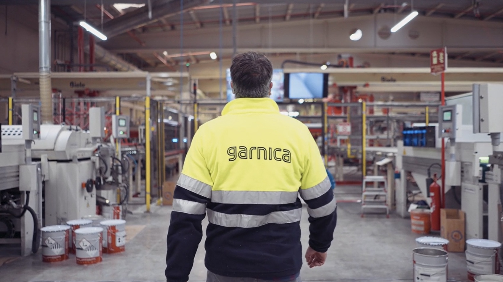 Garnica encarna la innovación sostenible y las soluciones personalizadas para redefinir el futuro del contrachapado