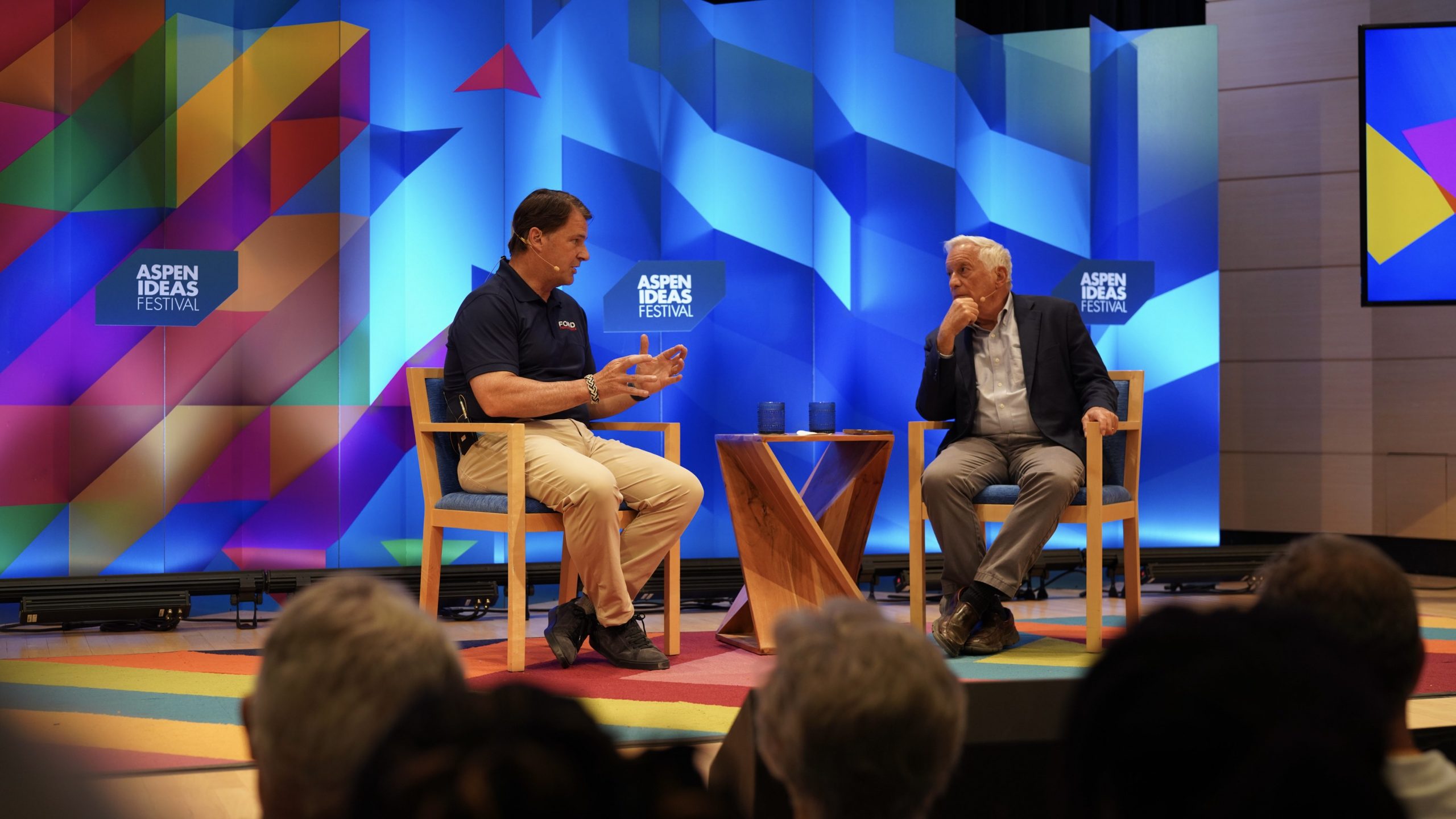 A debate: Dignificar el trabajo industrial como base para la soberanía tecnológica