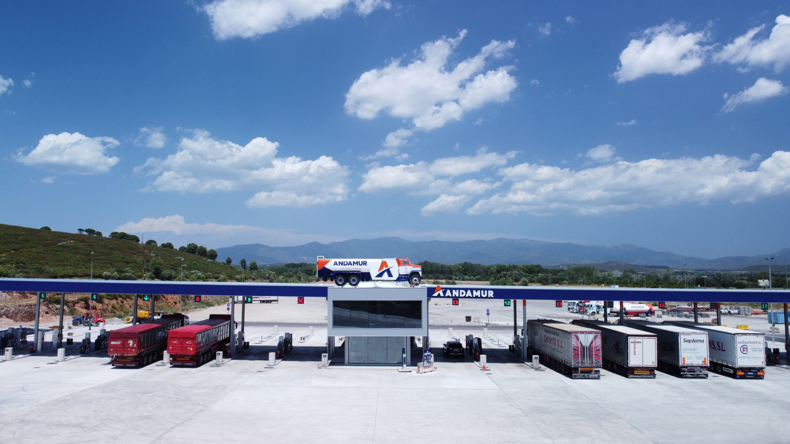 Andamur, de estación de servicio familiar a referente europeo en innovación para el transporte