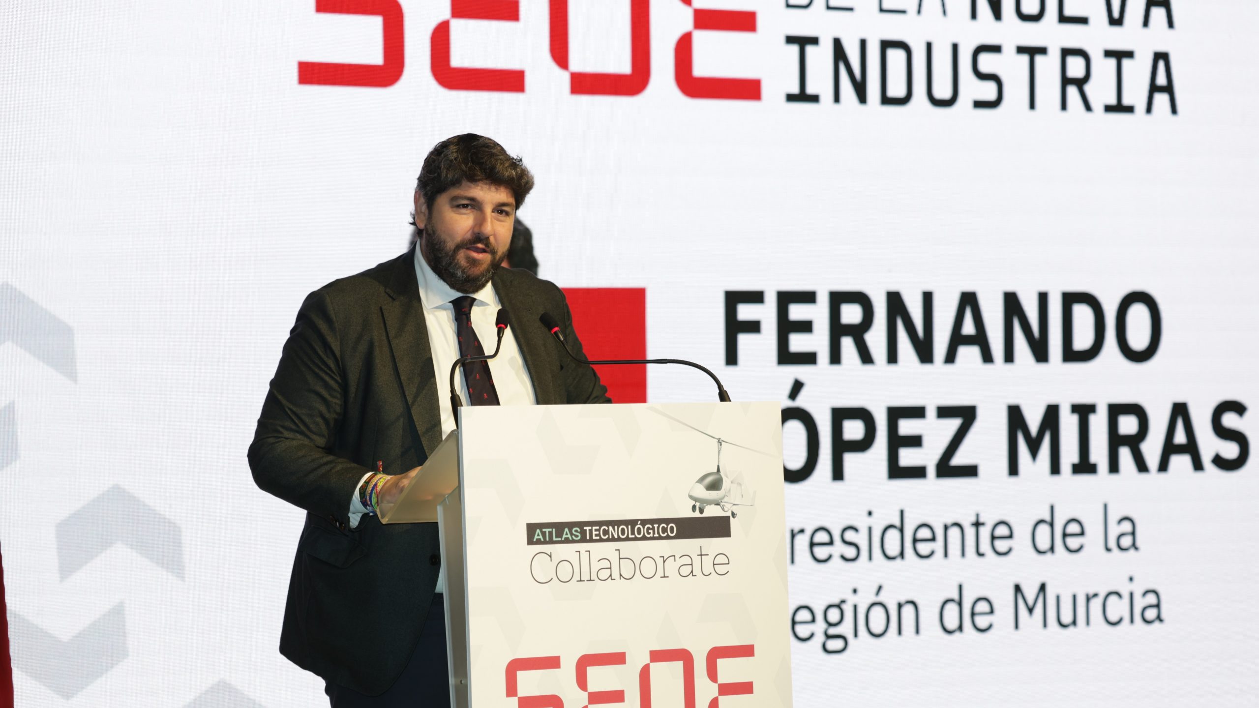 López Miras interviene en la segunda jornada del Collaborate Murcia 2025 y se compromete a que la administración “sea un puente” para  la industria