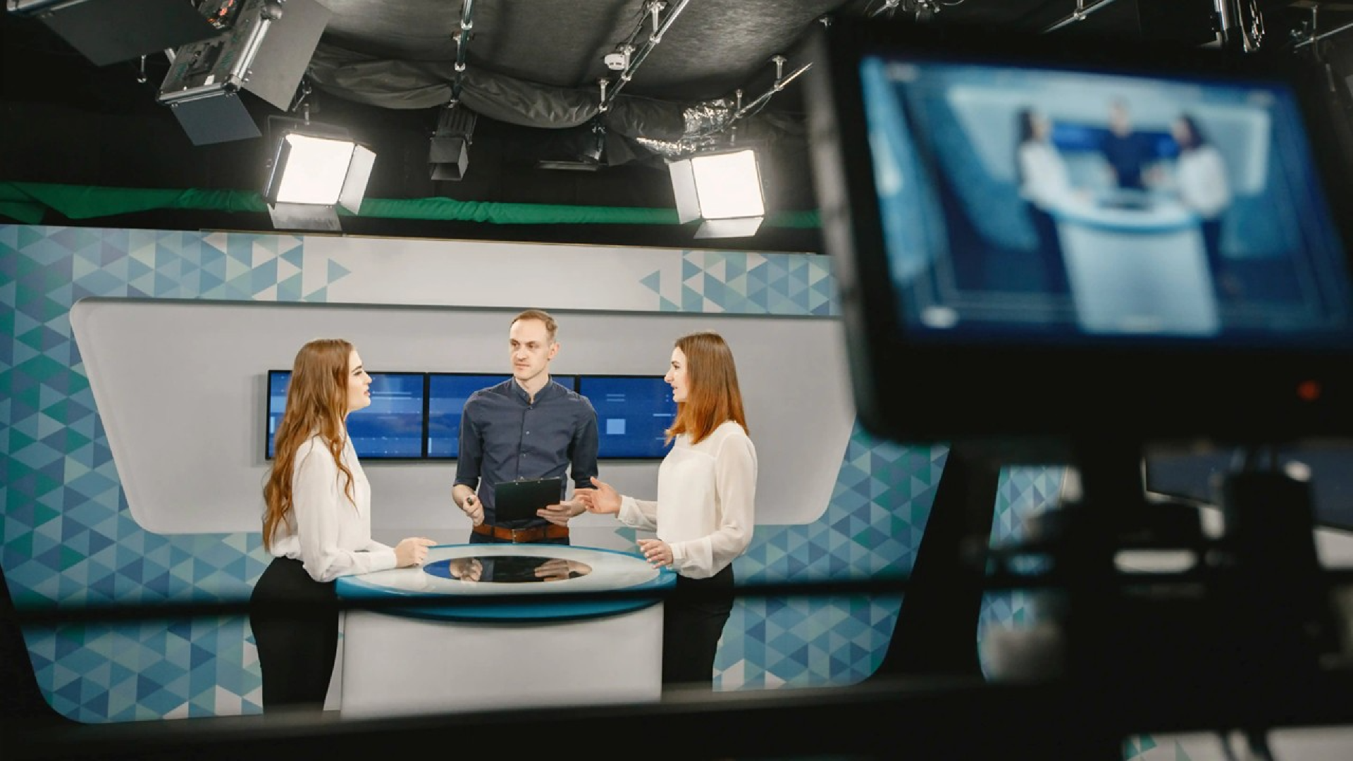 Casos de éxito en Atlas: Telefónica, Órbita, 9altitudes y Smartlog automatizan flujos audiovisuales, la inspección de coches y el inventario médico