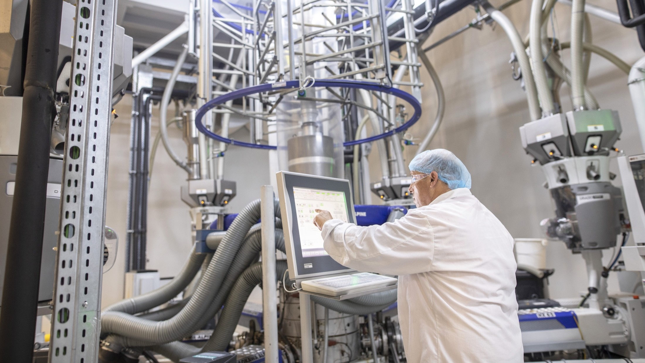 Walki Plasbel refuerza su liderazgo en packaging sostenible con nuevas inversiones y el respaldo global del Grupo Walki y Oji Holdings